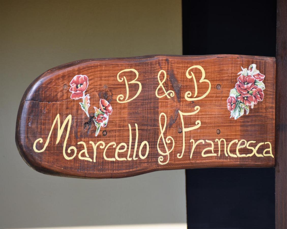 B&B Marcello & Francesca Urbino Eksteriør billede